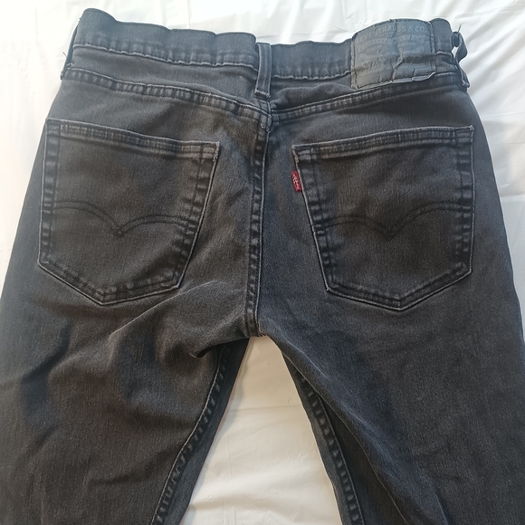 Black Levi Jeans - Picture 2 of 6